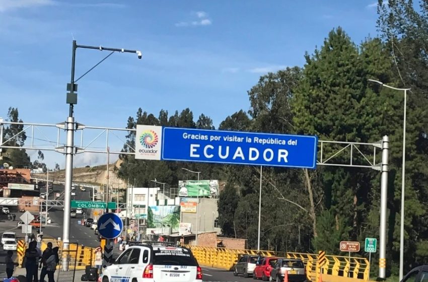  رد کردن هیجان انگیز مرز از اکوادور به کلمبیا
